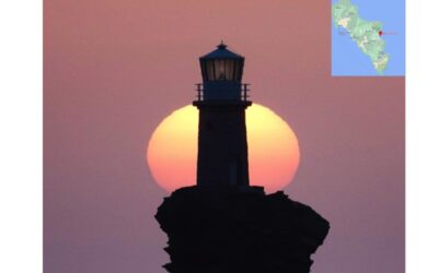 Tourlitis, the lighthouse in the sea
